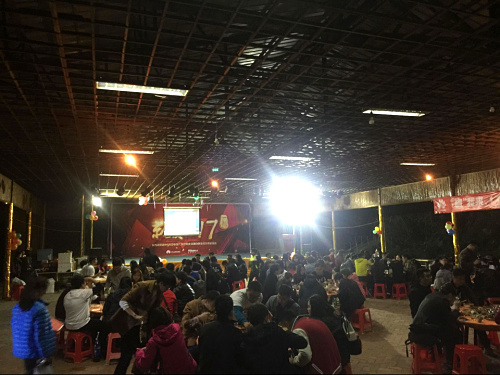 華為市場部為迎接新年來深圳九龍生態園感受過年氣氛
